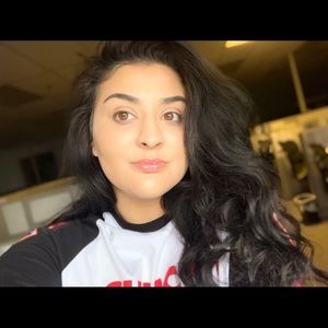 Meet your Posher, Vanessa